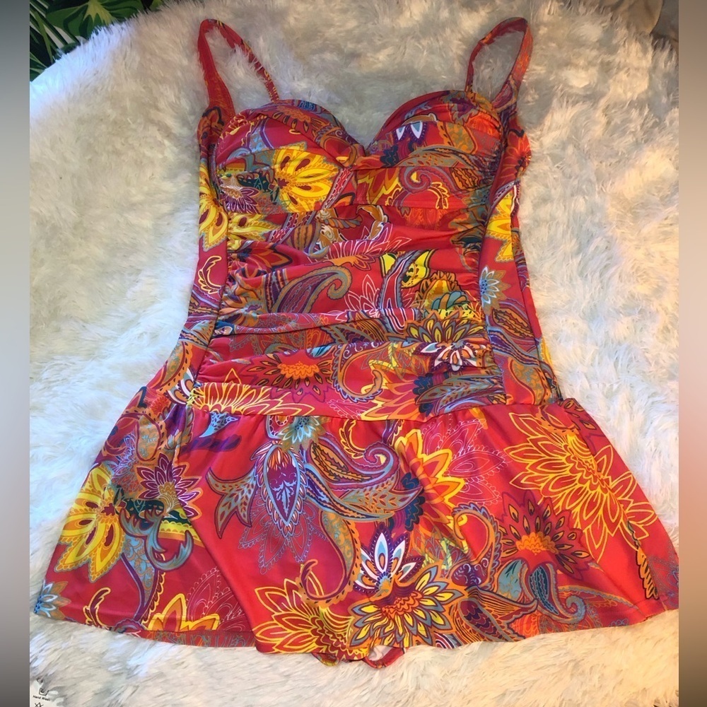 VENUS Pink Paisley One Piece Swimsuit - Picture 10 of 14